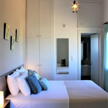 Villa Skouteli Private Pool & 400M From The Sea Holiday home *